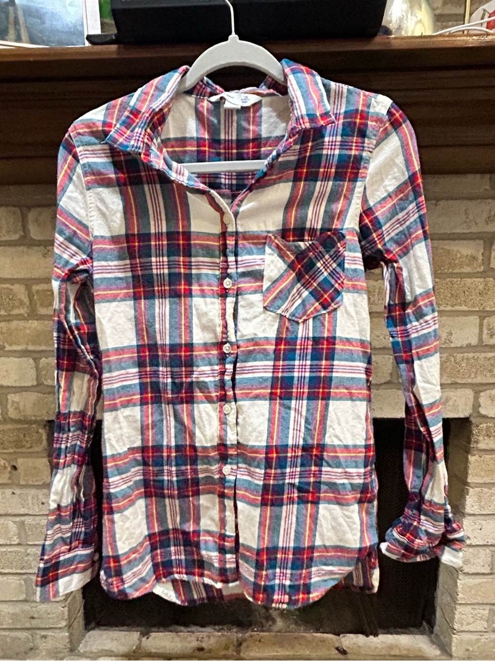 Old Navy Plaid Shirt in Red, Blue & White EUC